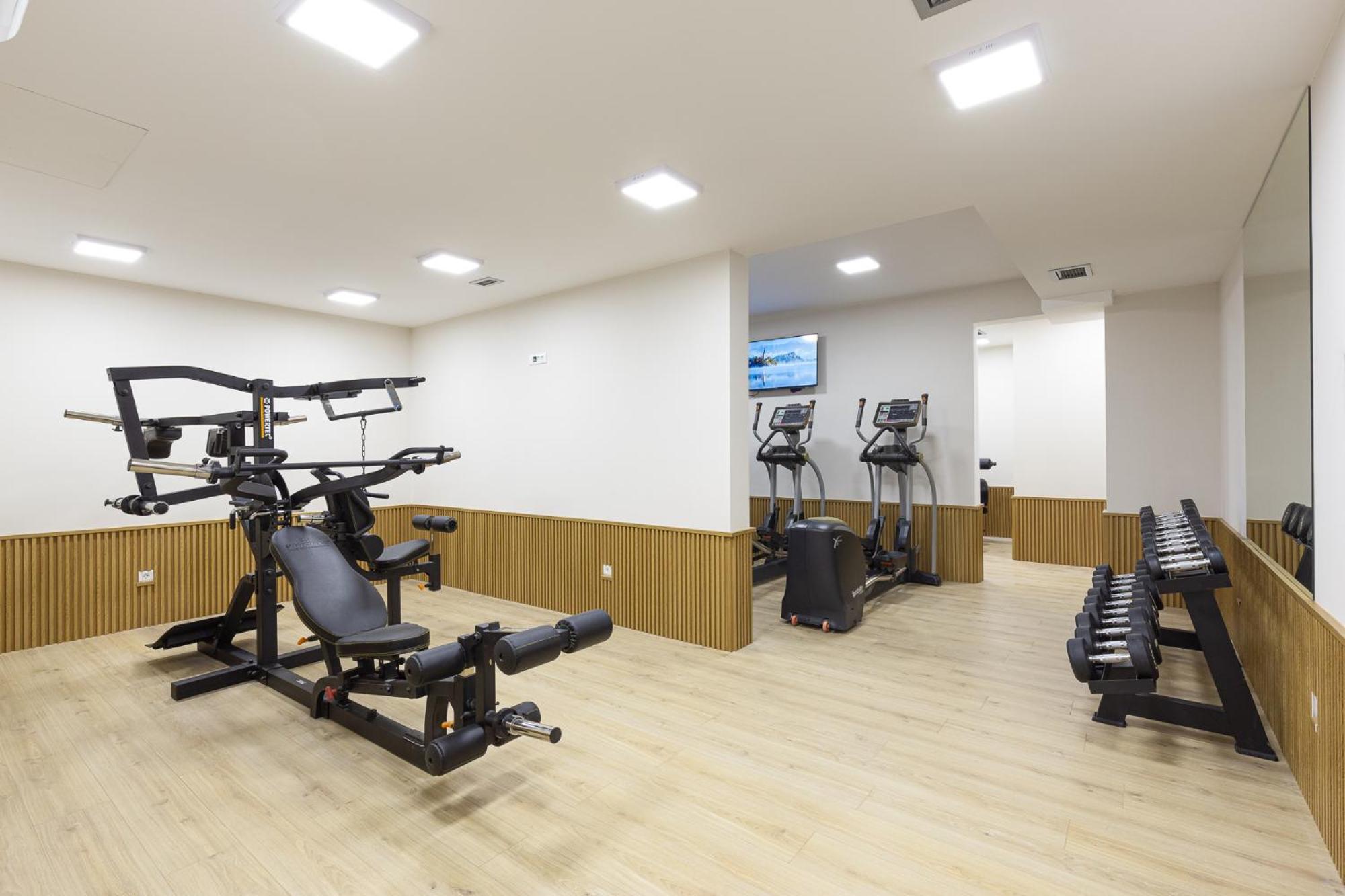 Appart hôtel Sunny Side Wellness Resort & Spa - Cascade Bečići