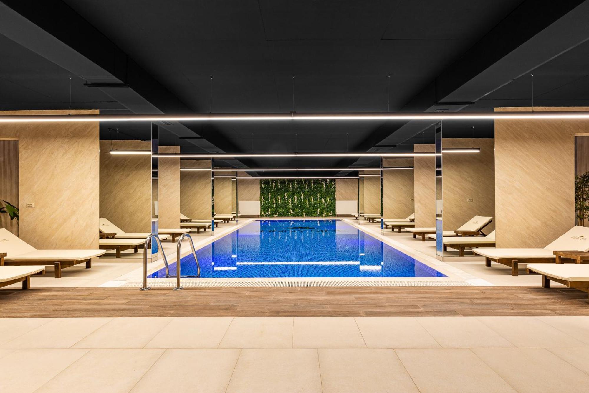 Sunny Side Wellness Resort & Spa - Cascade Appart hôtel Bečići